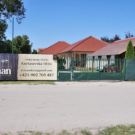 Nero Apartman Veľký Meder المظهر الخارجي الصورة
